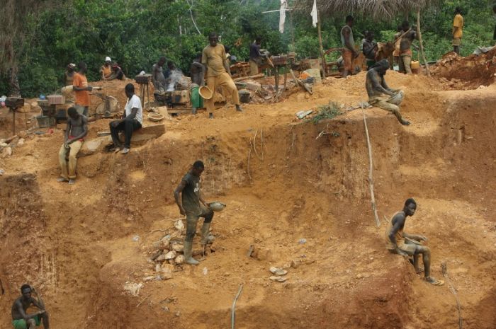 Gold Mining In Ghana 34 Pics 