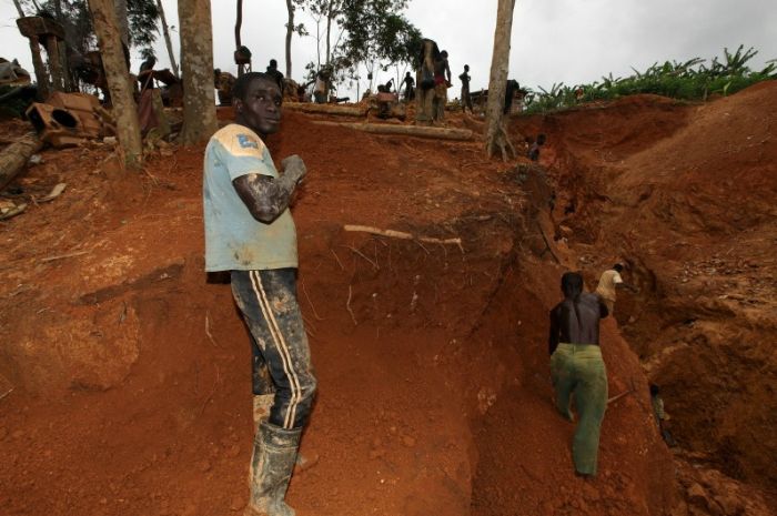 Gold Mining in Ghana (34 pics)