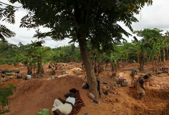 Gold Mining in Ghana (34 pics)