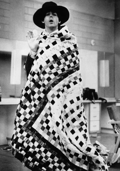 Rare Photos of Famous People. Part 19 (63 pics)