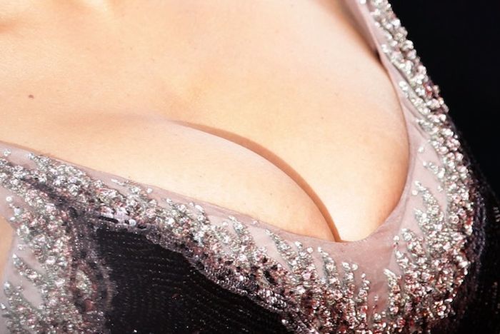 Can You Guess the Celebrity Cleavage (100 pics)