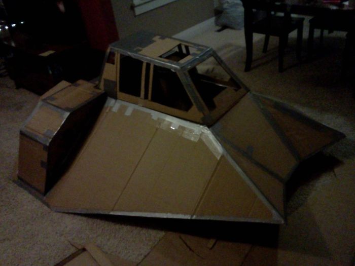 Cardboard Snow Speeder for Downhill Race (17 pics)