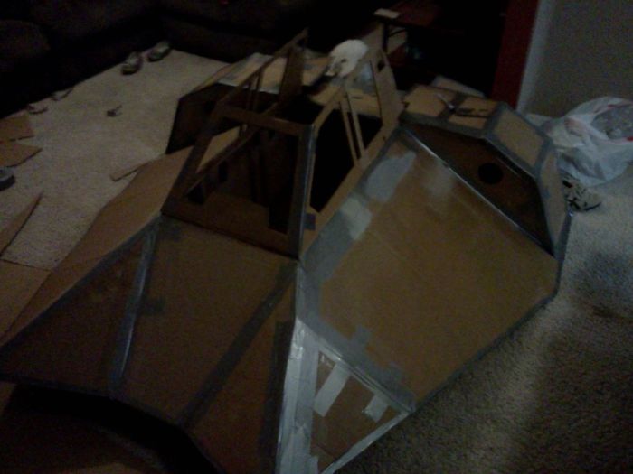 Cardboard Snow Speeder for Downhill Race (17 pics)