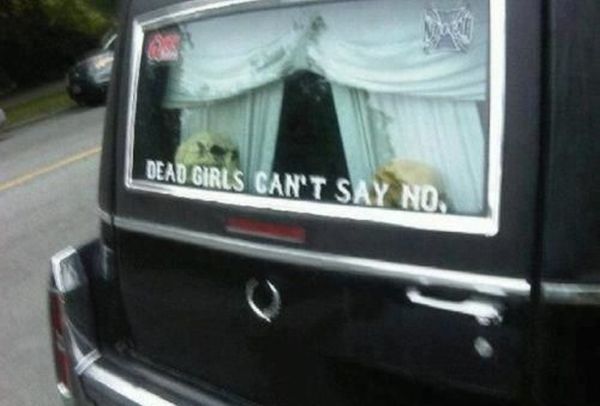 Street Signs WTF (30 pics)