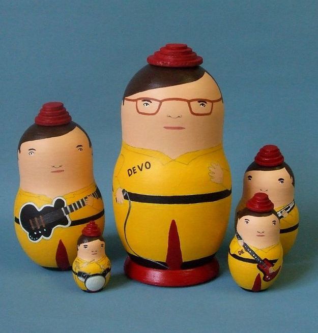 Pop-culture Nesting Dolls (16 pics)