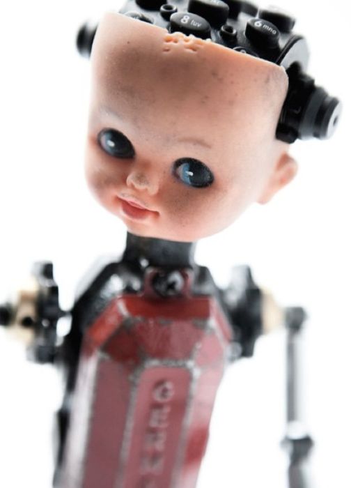 Dolls Made Out of Old Junk by Аndrea Petrachi (25 pics)