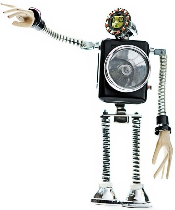 Dolls Made Out of Old Junk by Аndrea Petrachi (25 pics)