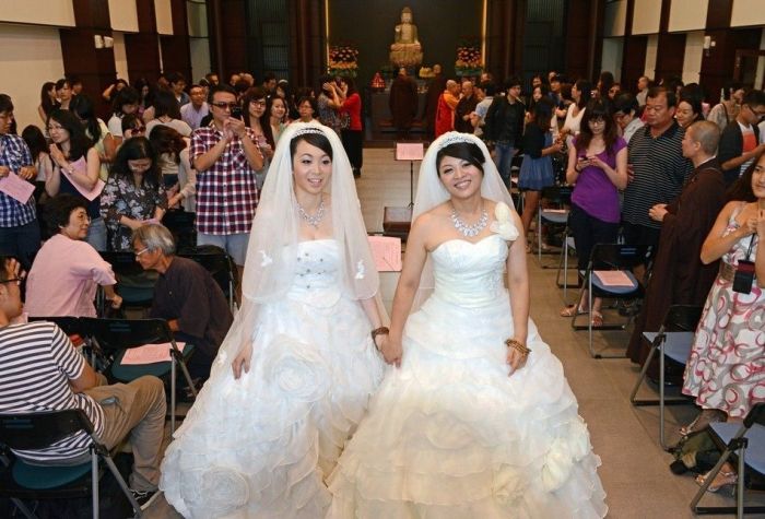 Taiwans First Same Sex Wedding 13 Pics 8090