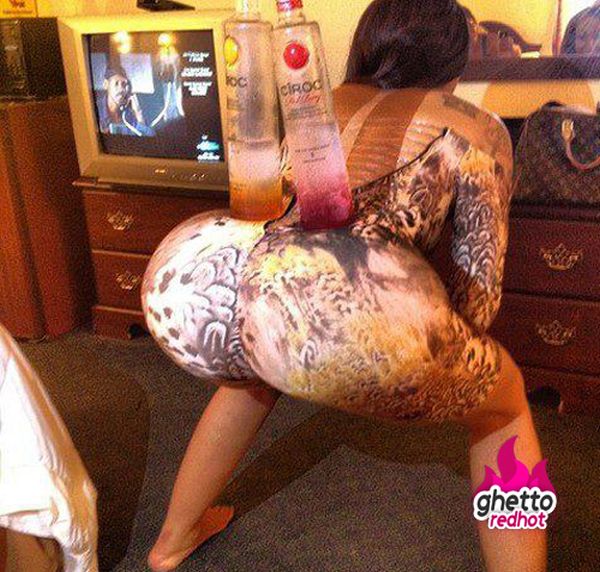 Ghetto Red Hot (55 pics)