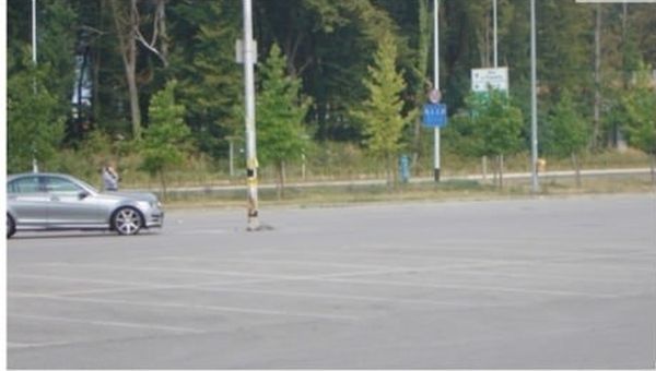 How? (3 pics)