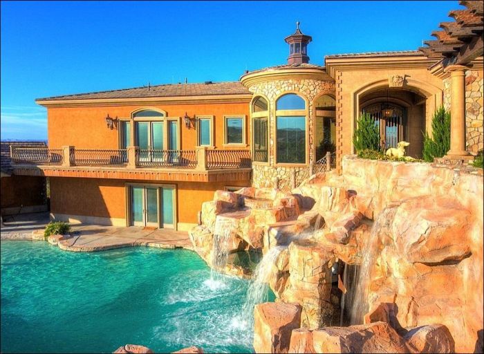 Amazing Mansion in Nevada (20 pics)