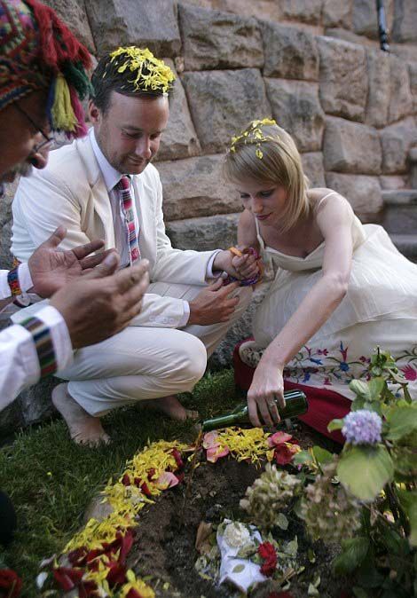 UK Couple Had 22 Wedding Ceremonies (24 pics)