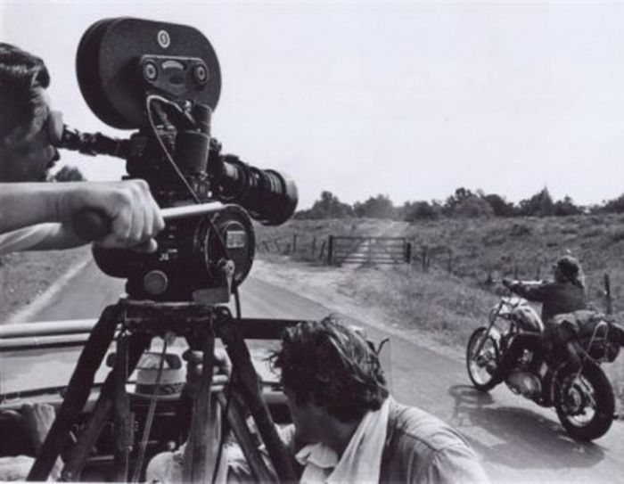 Behind the Scenes of the Famous Movies (26 pics)