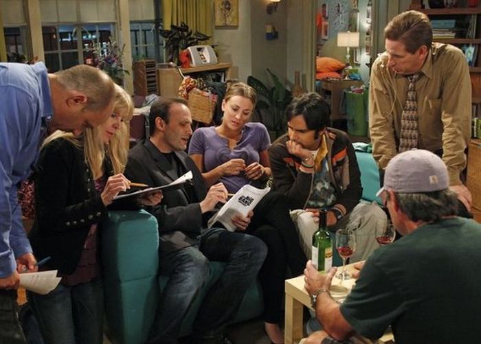 The Big Bang Theory. Behind the Scenes (23 pics)