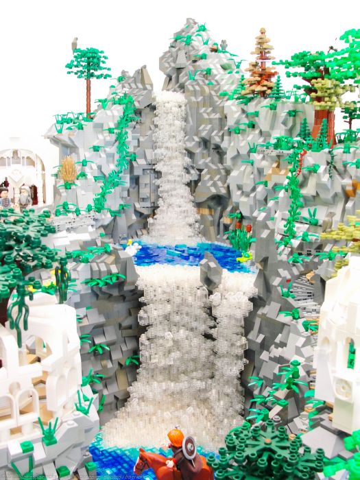 LEGO Rivendell (33 pics)