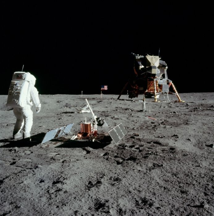 Apollo 11 and the Moon Landing (87 pics)