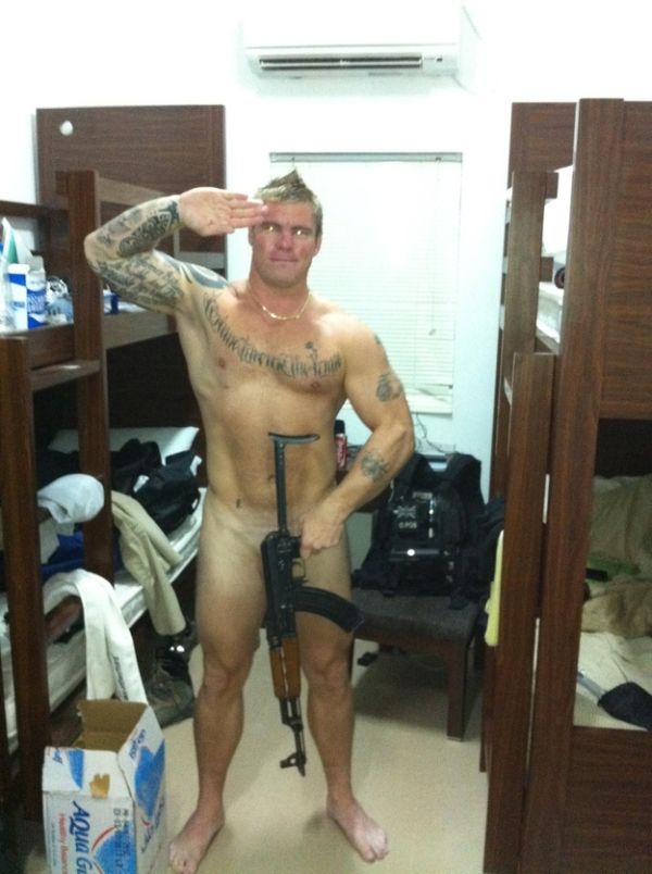 Support Prince Harry with a Naked Salute! (28 pics)