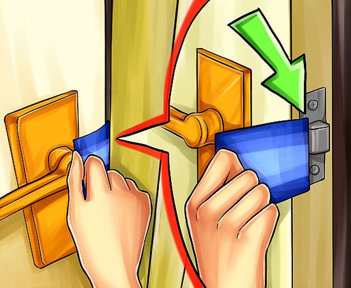 How to Open a Door with a Credit Card (4 pics)