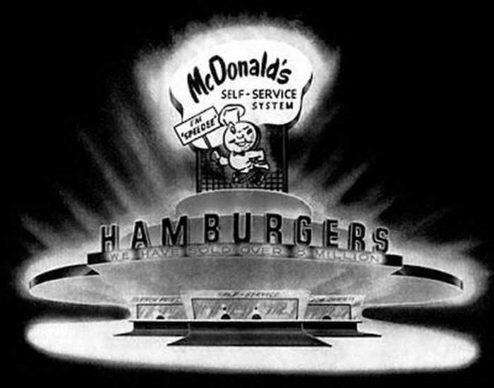 The First McDonald's Restaurants (14 pics)