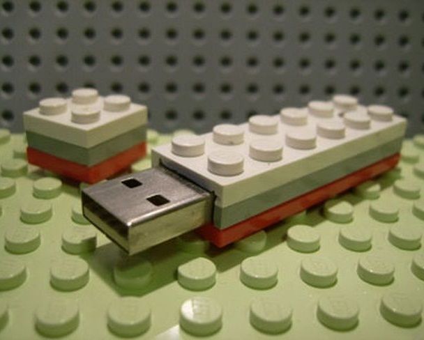 Creative USB Sticks (103 pics)