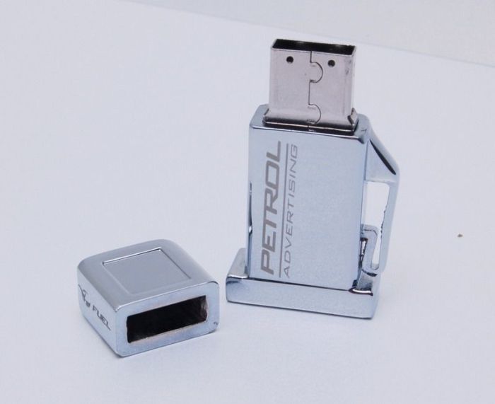 Creative USB Sticks (103 pics)