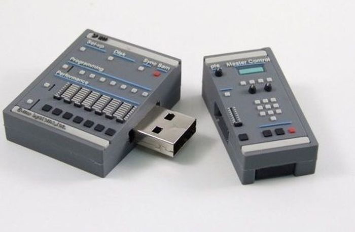 Creative USB Sticks (103 pics)