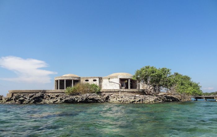 Abandoned Islands of Colombian Drug Lords (34 pics)