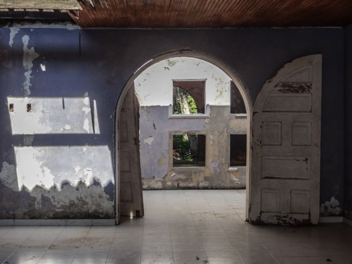 Abandoned Islands of Colombian Drug Lords (34 pics)