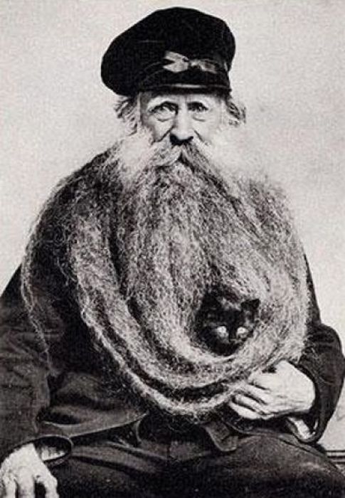 Awkward Vintage Photos Of Animals (30 pics)