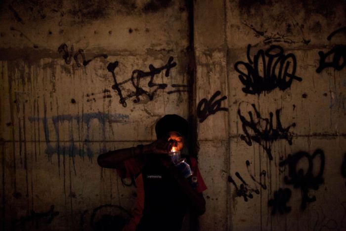 Drug Users of Rio Slums (15 pics)