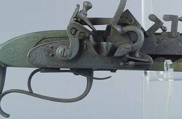 12-Shot Flintlock Jennings Repeating Rifle (15 pics)