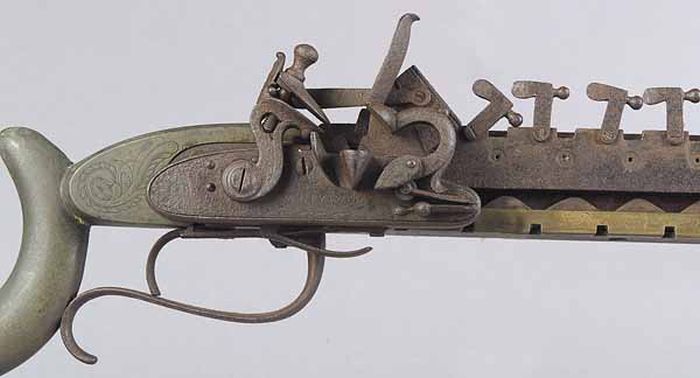 12-Shot Flintlock Jennings Repeating Rifle (15 pics)