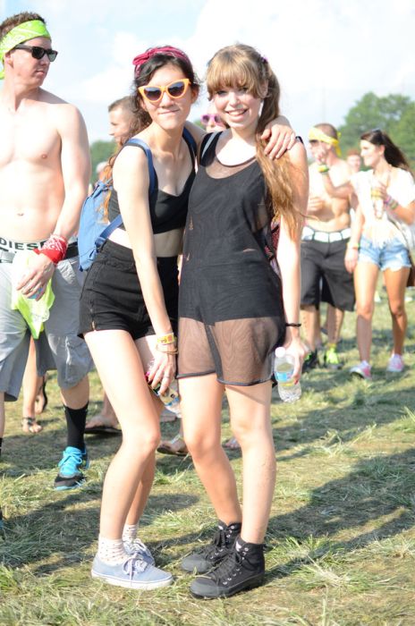 Ravers (64 pics)