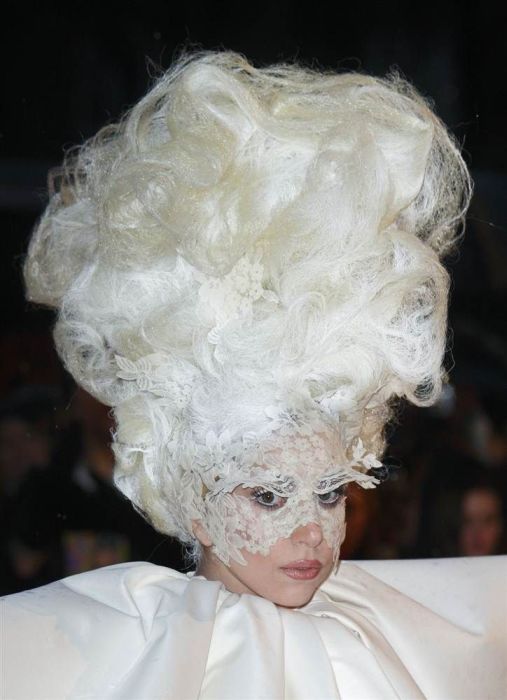 Lady Gaga Haircuts (19 pics)