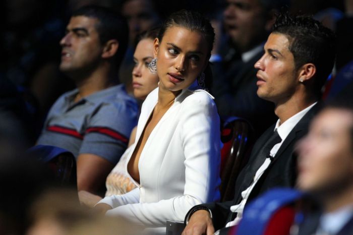 Irina Shayk's Beautiful Curves (7 pics)