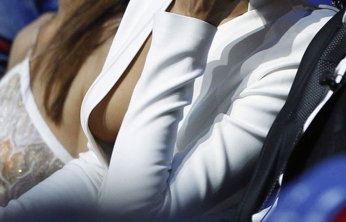 Irina Shayk's Beautiful Curves (7 pics)