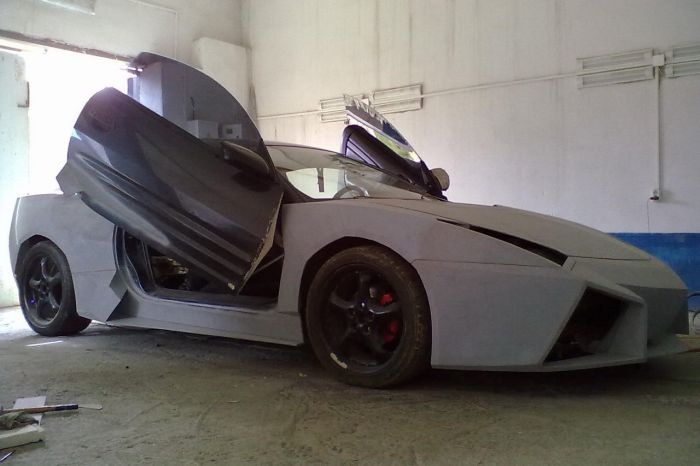 Self Made Lamborghini (67 pics)