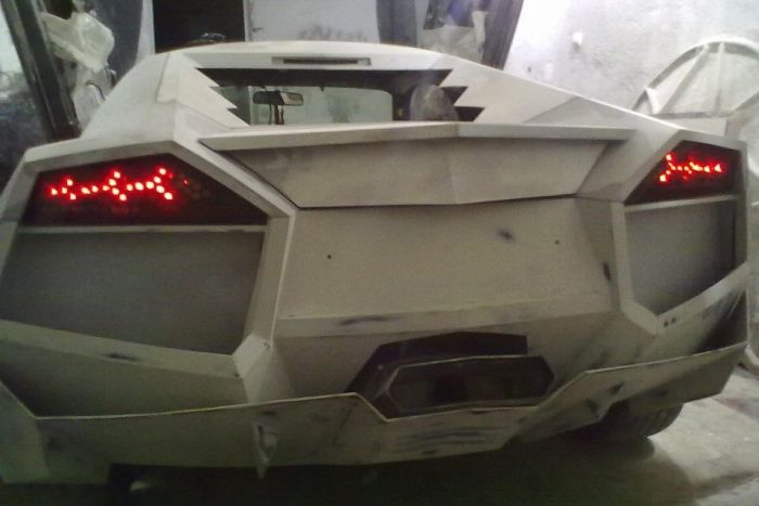 Self Made Lamborghini (67 pics)