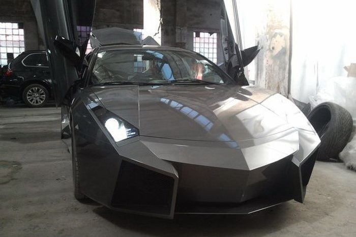 Self Made Lamborghini (67 pics)