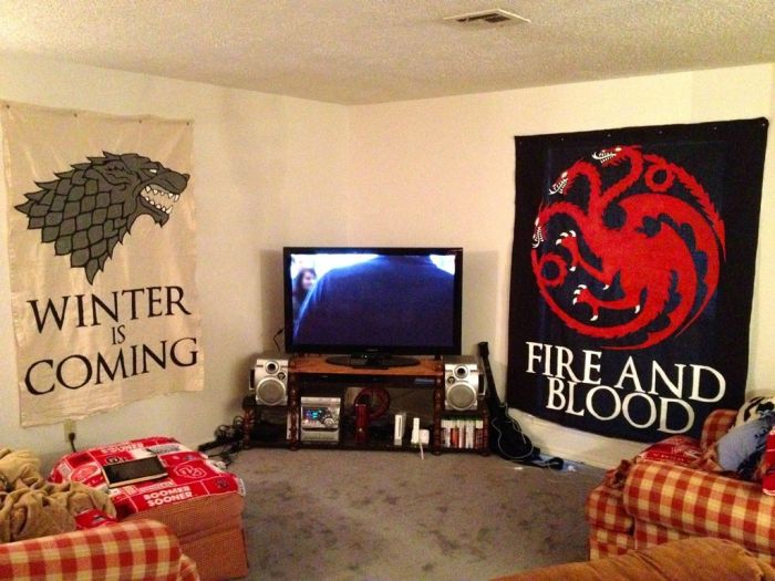 A Song of Ice and Fire Banners (18 pics)