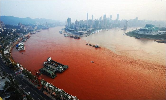 Red River in China (8 pics)