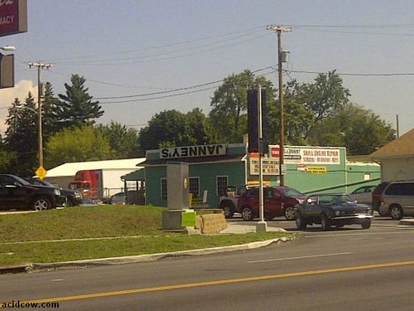 WTF Signs (30 pics)