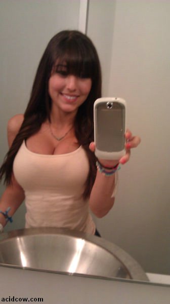 Hot Self-Taken Mirror Pics (52 pics)