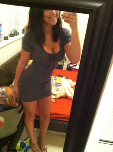 Hot Self-Taken Mirror Pics (52 pics)