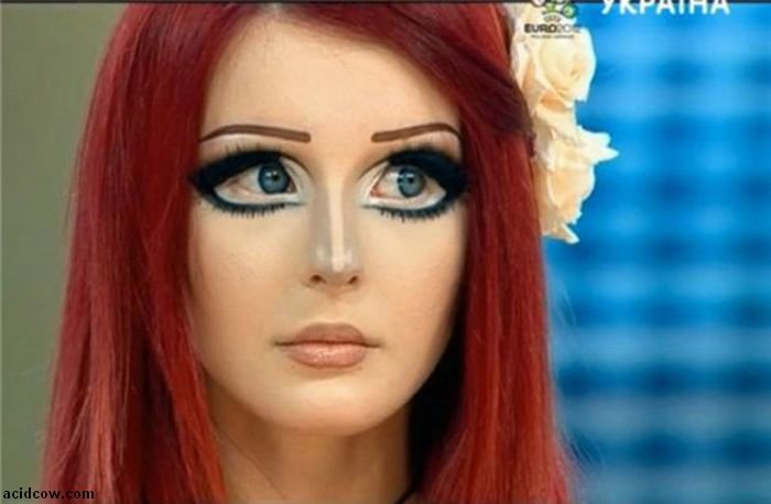 Girl Who Looks Like an Anime Doll (27 pics)