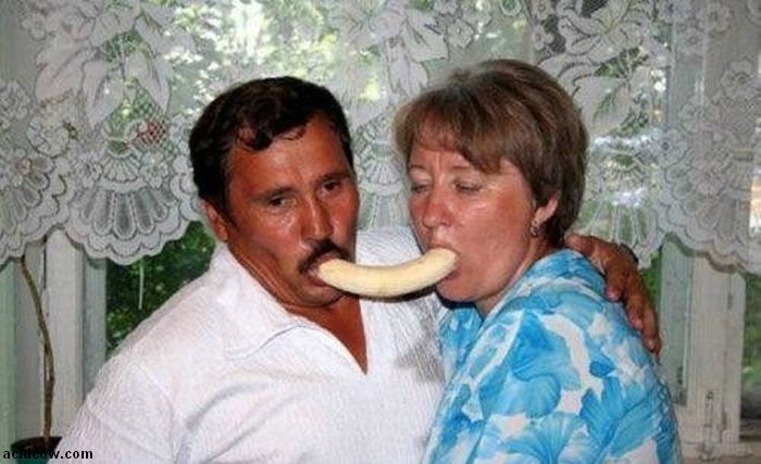 Awkward Couple Photos (34 pics)