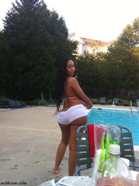 Britney “BamBambi” Robinson, Girl with a Huge Fake Booty (31 pics)