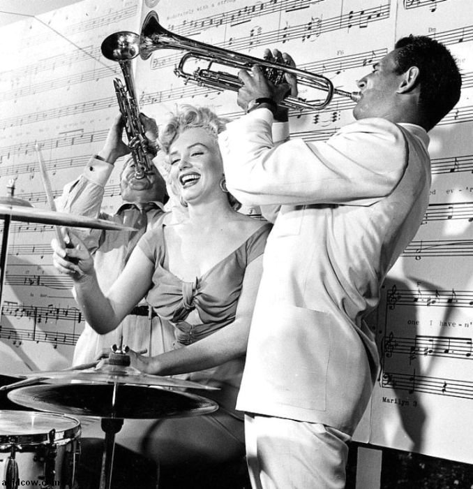 Photos of Marilyn Monroe (47 pics)