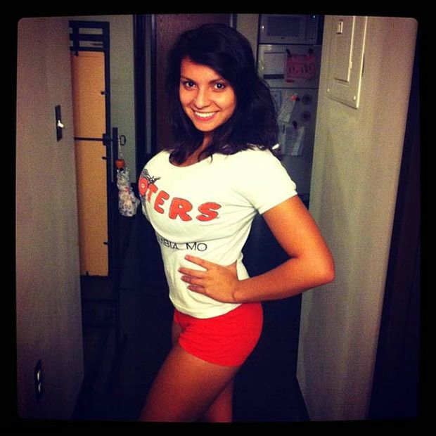 Hooters Girls on Instagram (69 pics)