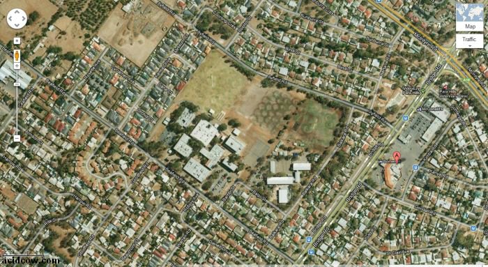 Para Hills High School in Adelaide, Australia (5 pics)